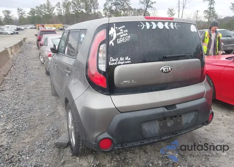 2016 Kia Soul z USA, uszkodzony, nr VIN KNDJN2A27G7355413